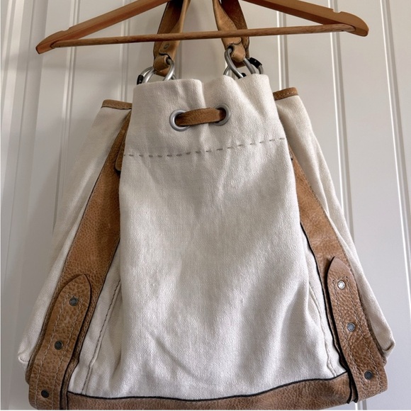 RUEHL No.925 GREENWICH NY Cream tote with leather detailing. - NWT - Picture 4 of 13